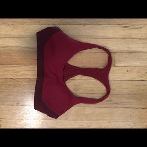Box it out bra COLOUR: OXBLOOD/DEEP ROUGE